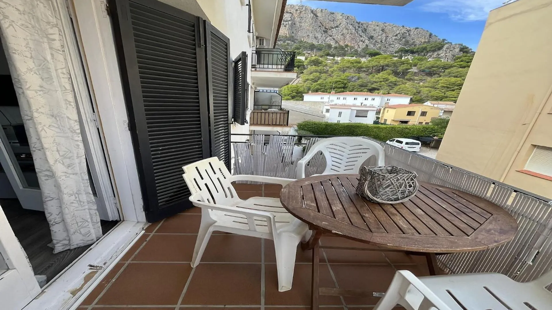 The Apartment In Estartit Has 2 Bedrooms L'Estartit