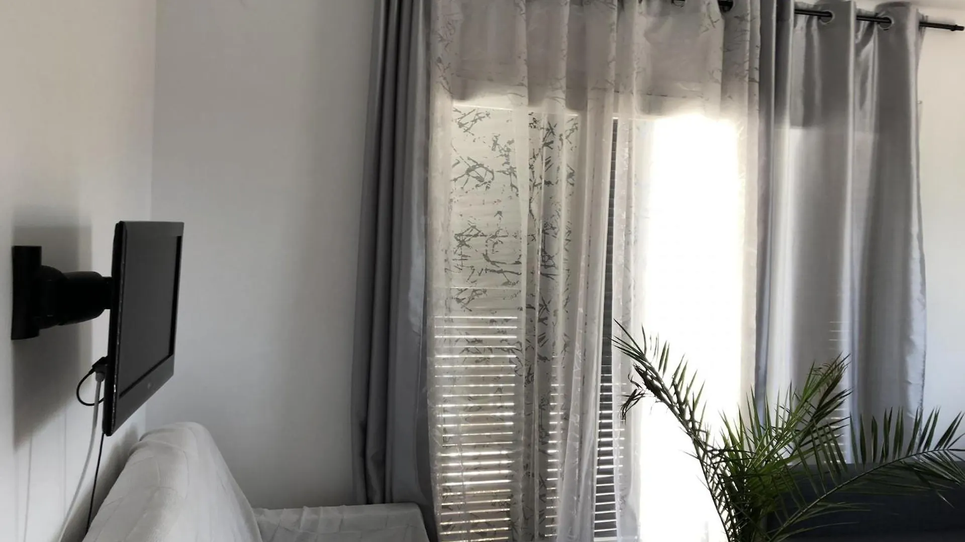 The Apartment In Estartit Has 2 Bedrooms L'Estartit