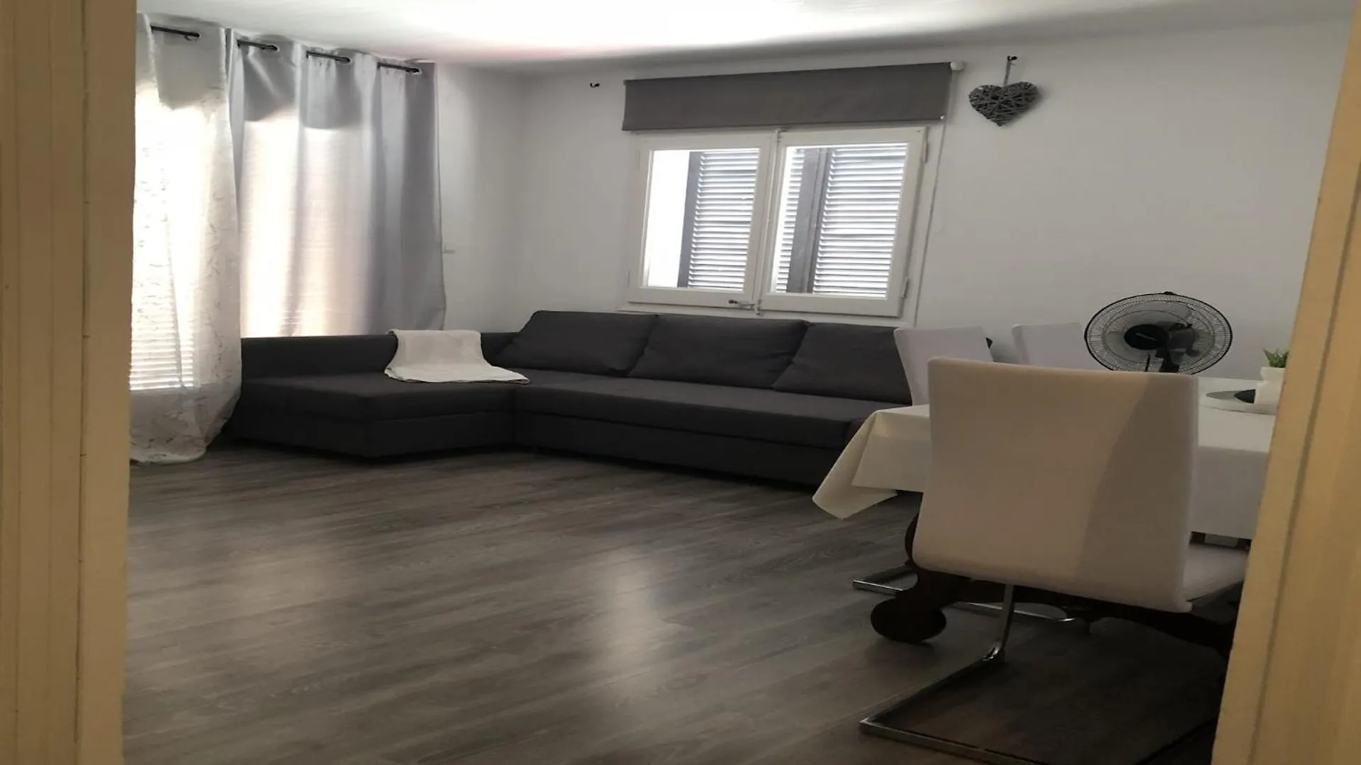 The Apartment In Estartit Has 2 Bedrooms L'Estartit Spain